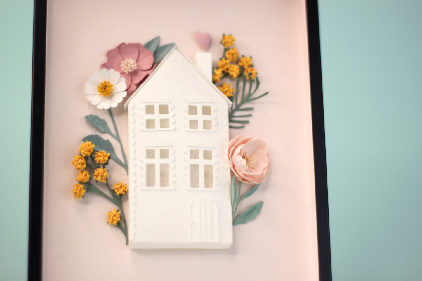 Cadre LE COTTAGE EN FLEUR